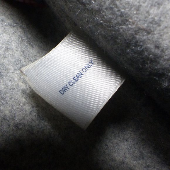 Vintage Gap Trench Coat w/ Removeable Wool Liner - Picture 7 of 7